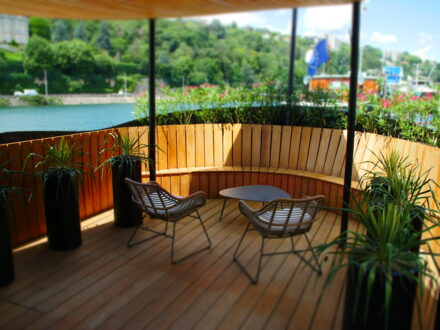 La barge Confluence — photo 3