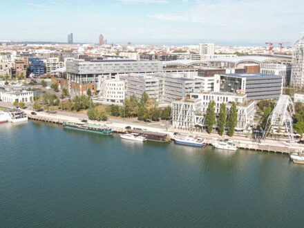 La barge Confluence — photo 5