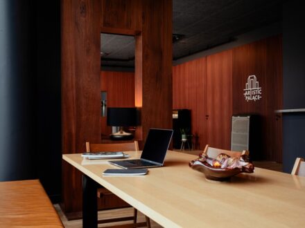 Artistic Palace - Le salon — photo 3