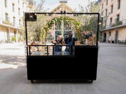 Foodcourt sur-mesure - 1 animation grand format au choix, photo 1 sur 5