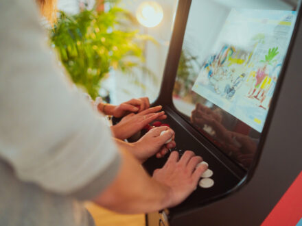 Borne de jeux arcade, photo 1 sur 5