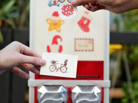 Distributeur de stickers, tatouages éphémères personnalisées, photo 1 sur 5