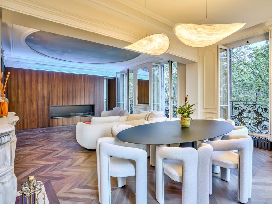 Le prestigieux appartement d'Adrien