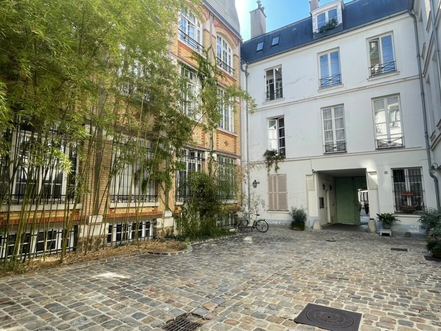 Galerie sur cour dans le Marais