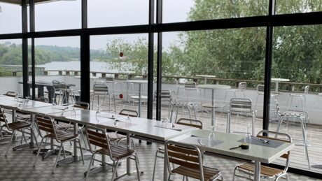 La salle du Lac, photo 1 sur 3