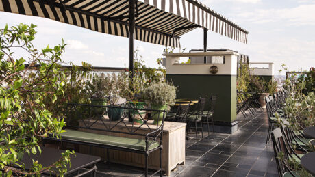 Maggie Rooftop - Hôtel Rochechouart, photo 1 sur 5