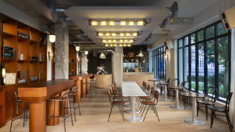Café/ Restaurant ROND - La Montgolfière Lamarck, photo 1 sur 5